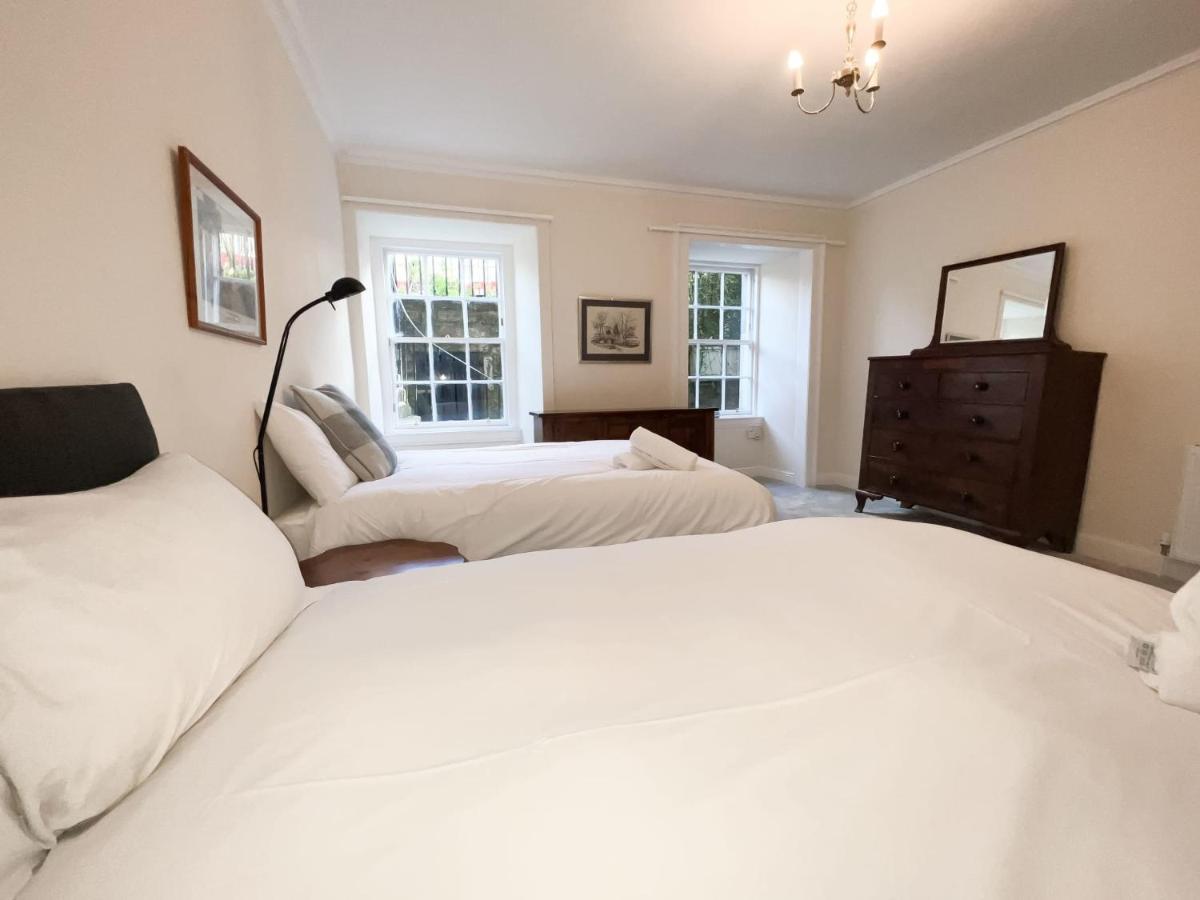 Spacious Flat Sleeps 8 Near Princes Street EDI Exterior foto