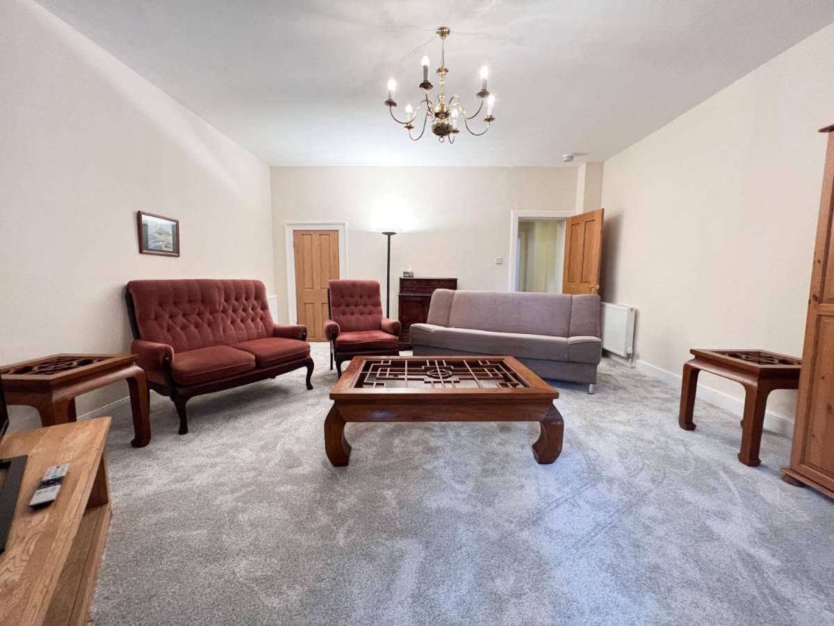 Spacious Flat Sleeps 8 Near Princes Street EDI Exterior foto