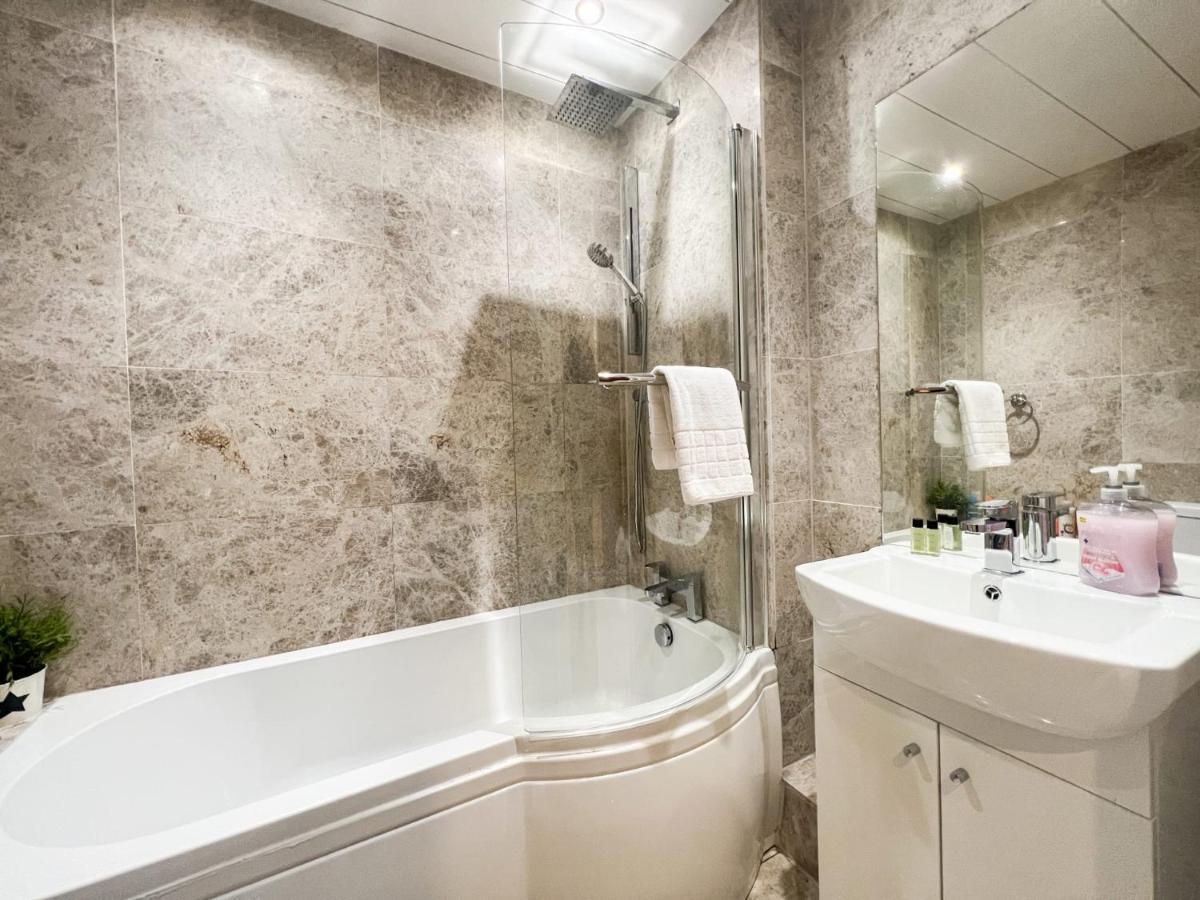 Spacious Flat Sleeps 8 Near Princes Street EDI Exterior foto