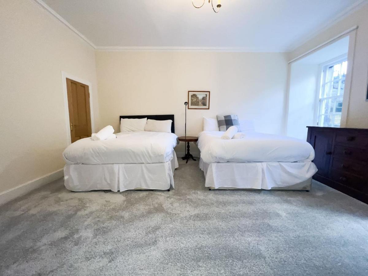 Spacious Flat Sleeps 8 Near Princes Street EDI Exterior foto
